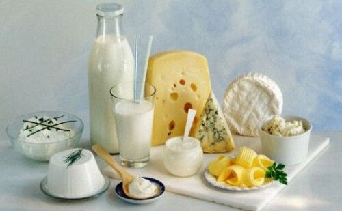 Молочные продукты, сыр